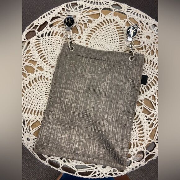 Hip Clip Gray Hip Bag - Picture 2 of 4